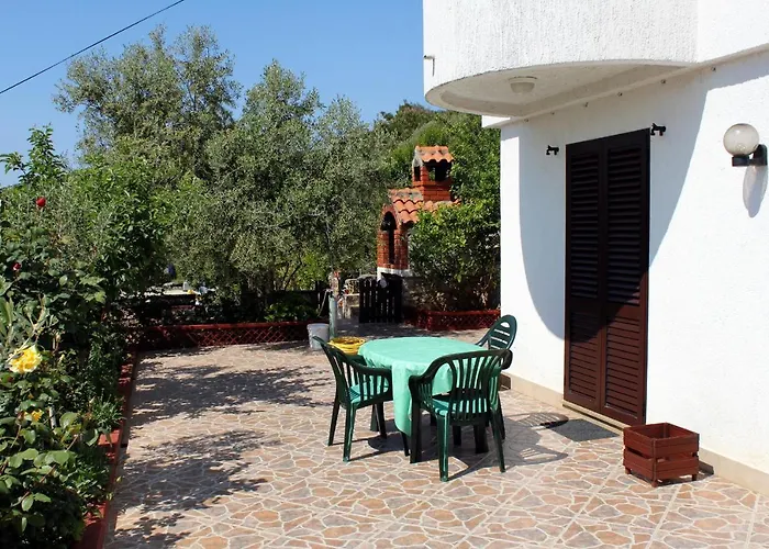 Apartman By The Sea Brgulje, - 6243 Molat